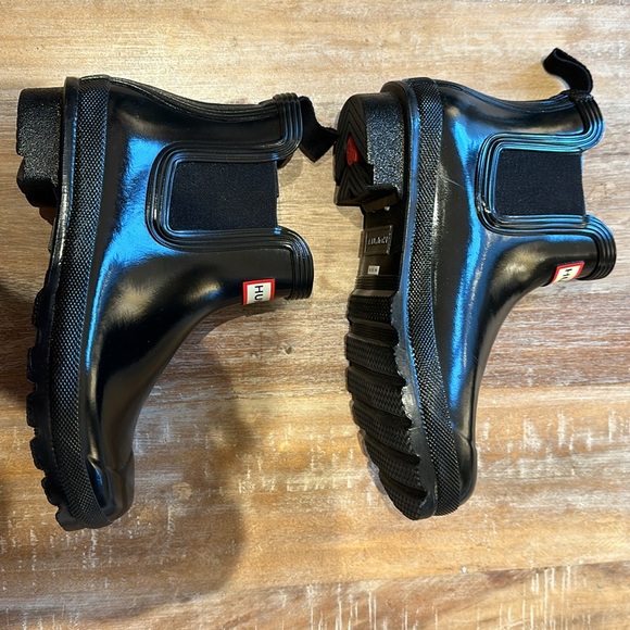 Hunter Original Chelsea Gloss Ankle Boots, Size 6, Never Worn - Picture 4 of 9